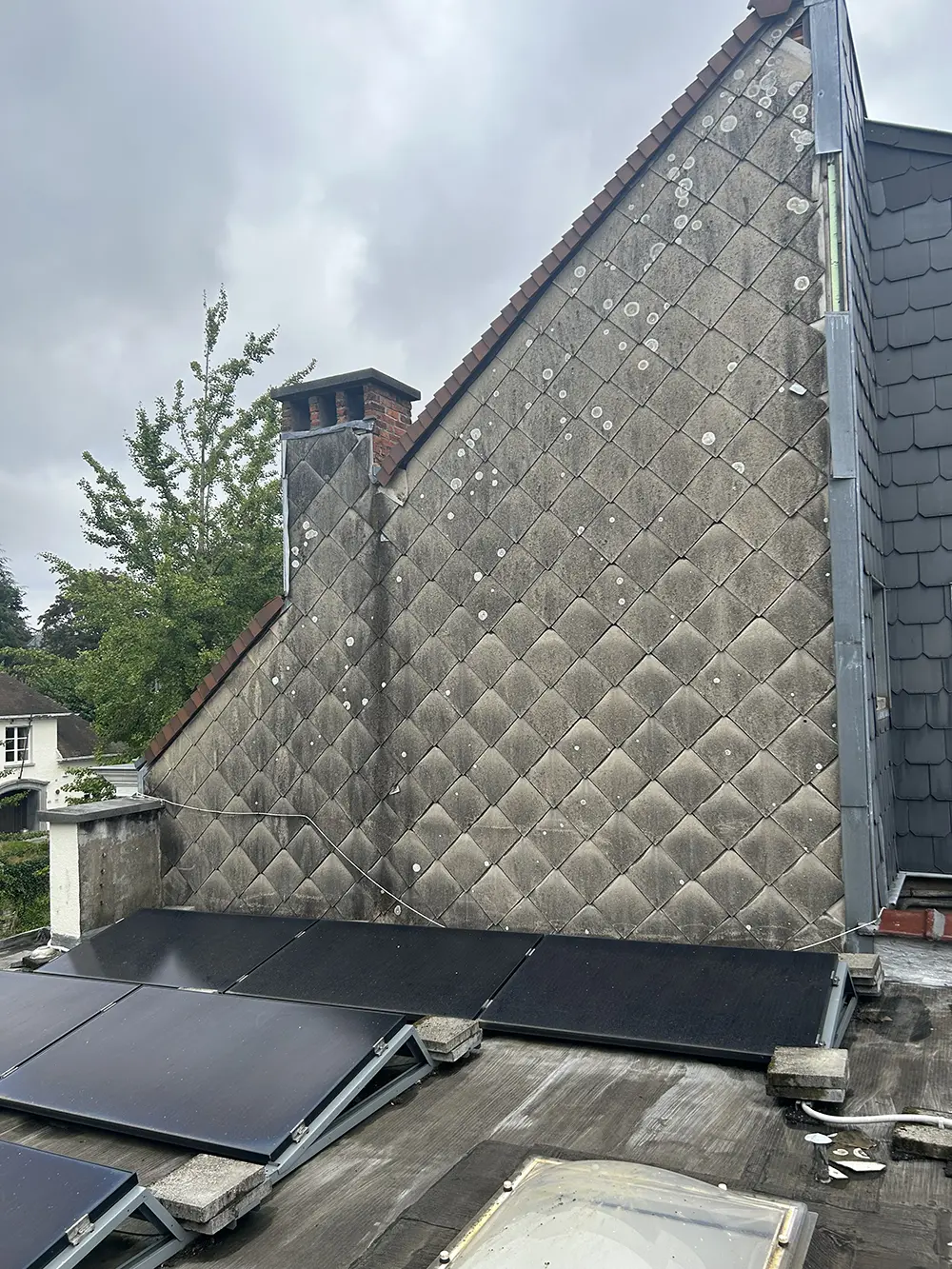 mur sale avant travaux