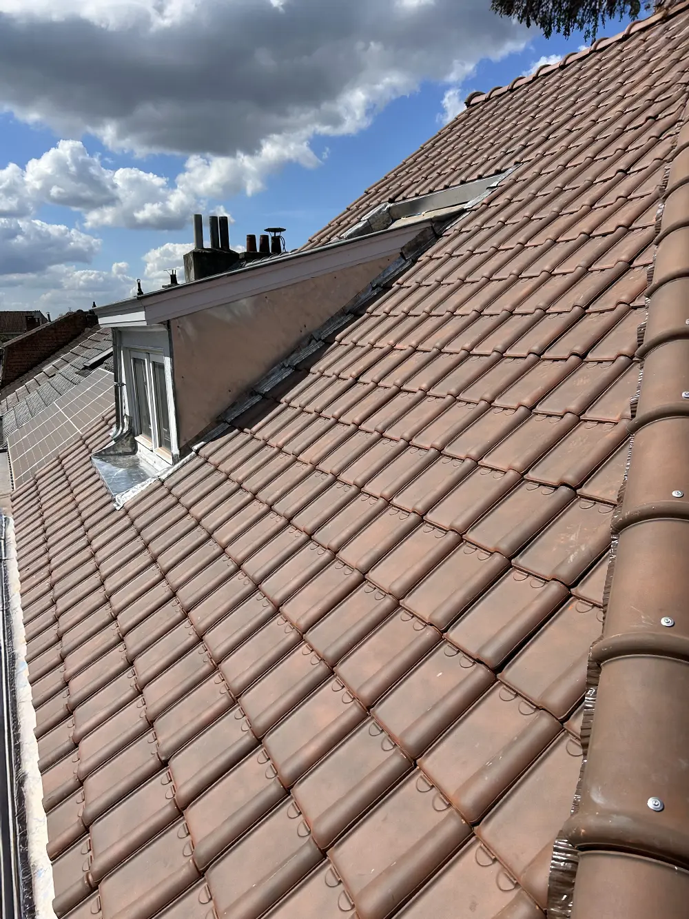 toit en travaux d_isolation après